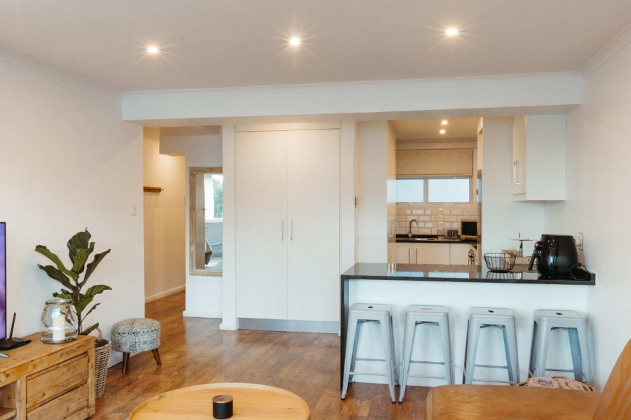 2 Bedroom Property for Sale in Green Point Western Cape